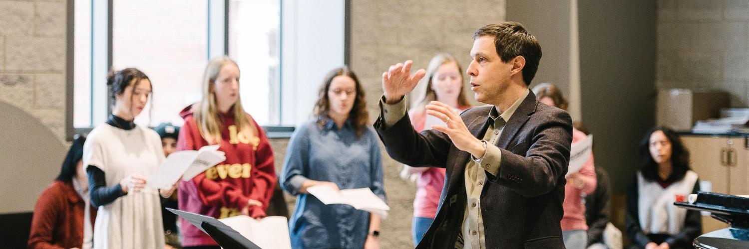 Dr. John Trotter Directing Wheaton College Concert Choir 2023