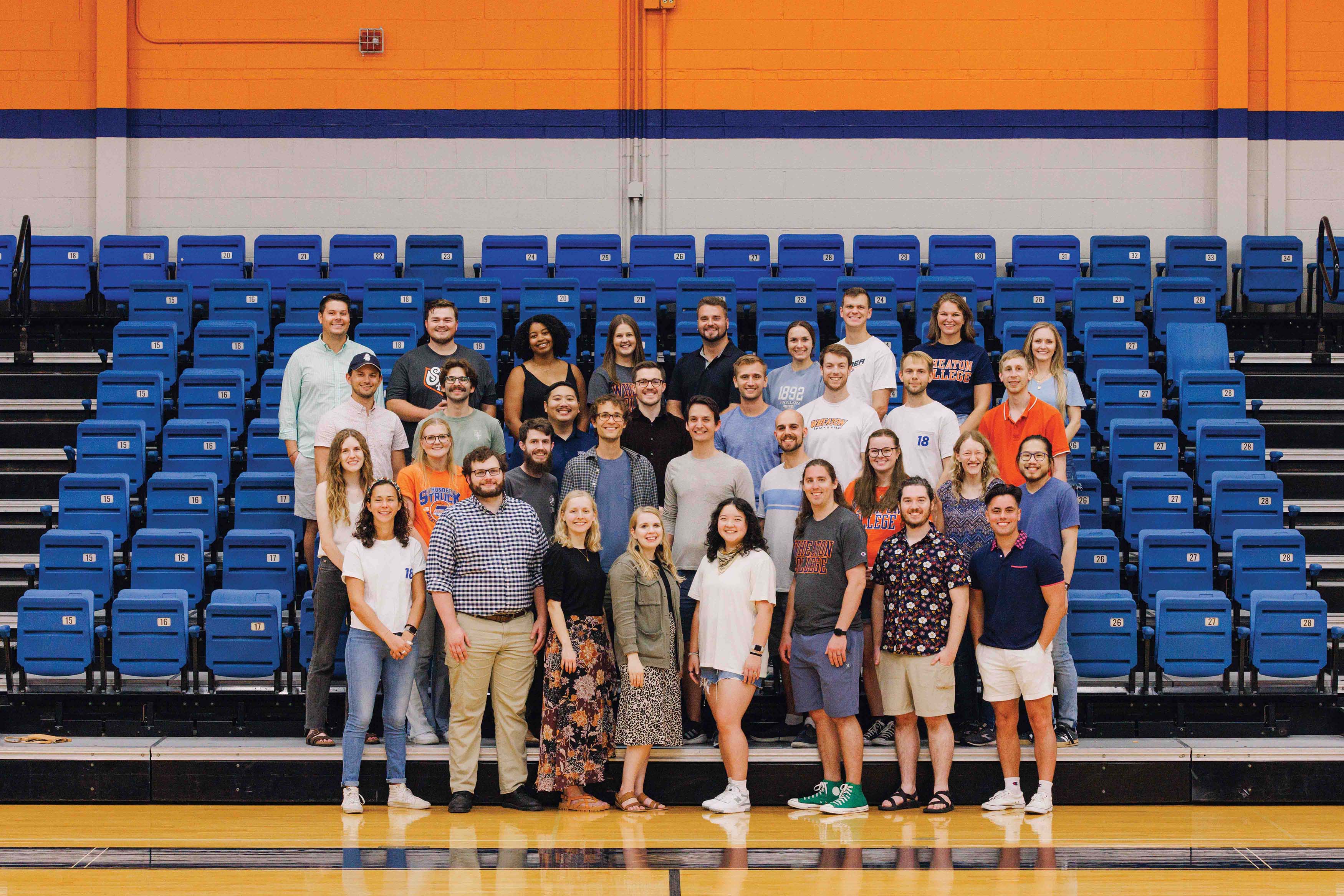 Group photo of 2018 graduates who attended Homecoming 2023