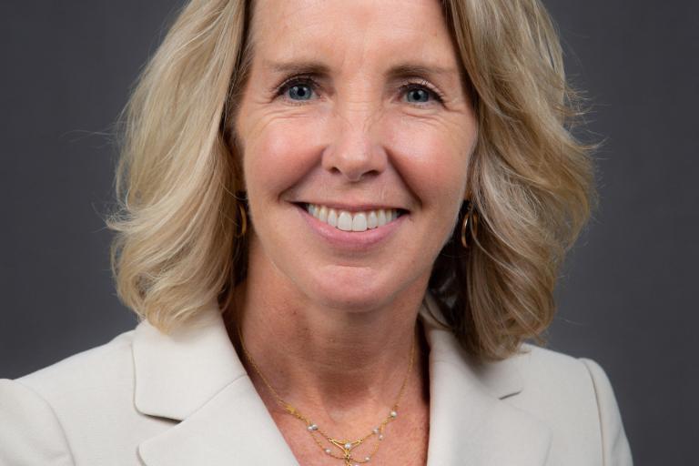 Headshot of Lisa Beamer