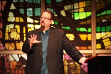 380x253 Ed Stetzer speaking