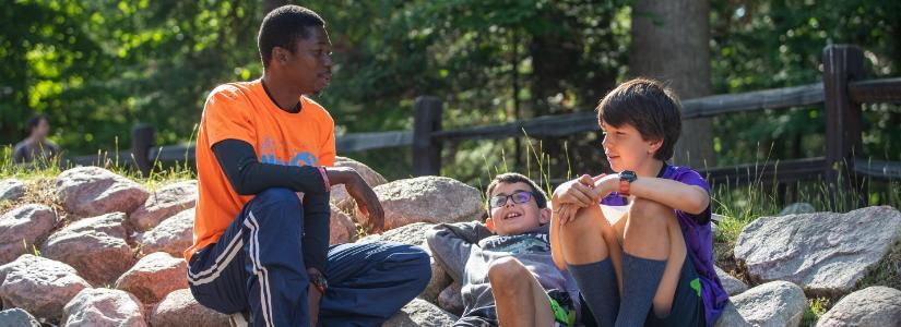 HoneyRock (Kids sitting on rock) 